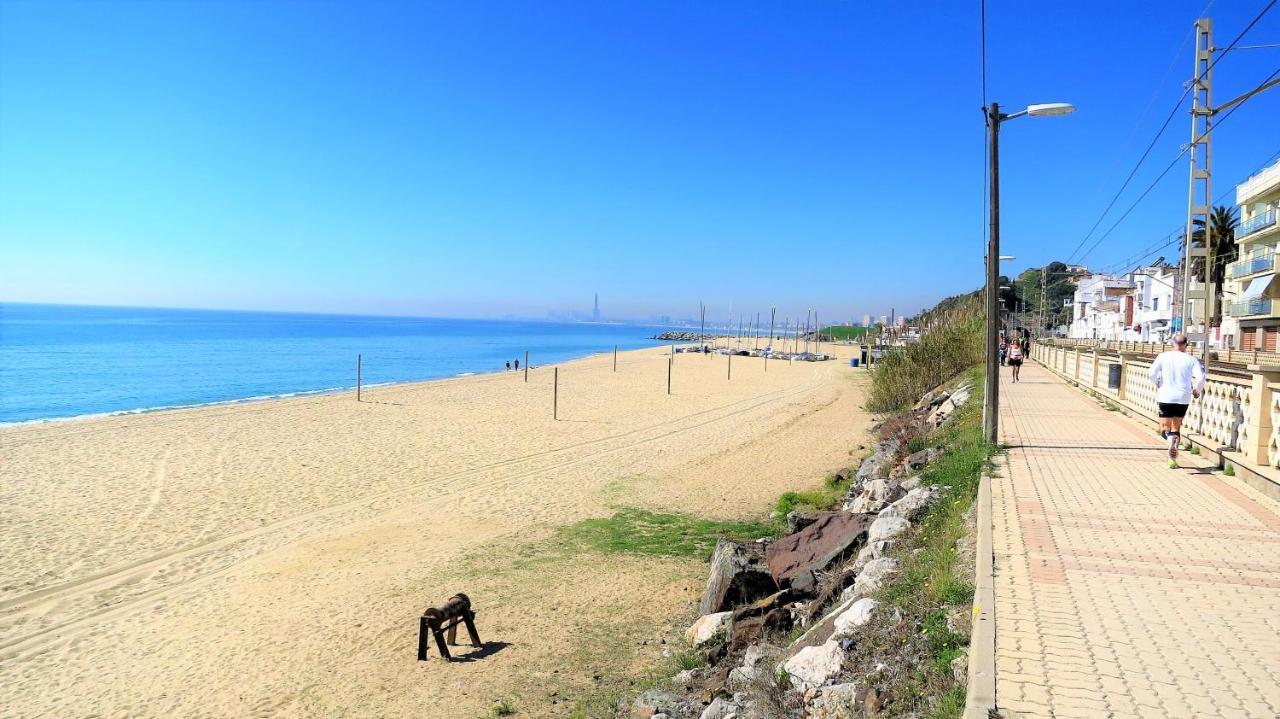 Liana Seaview & Beach - Apartment Montgat Exterior photo